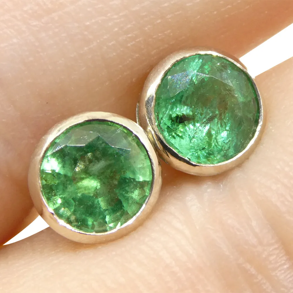 1.04ct Round Green Emerald Stud Earrings set in 14k White Gold