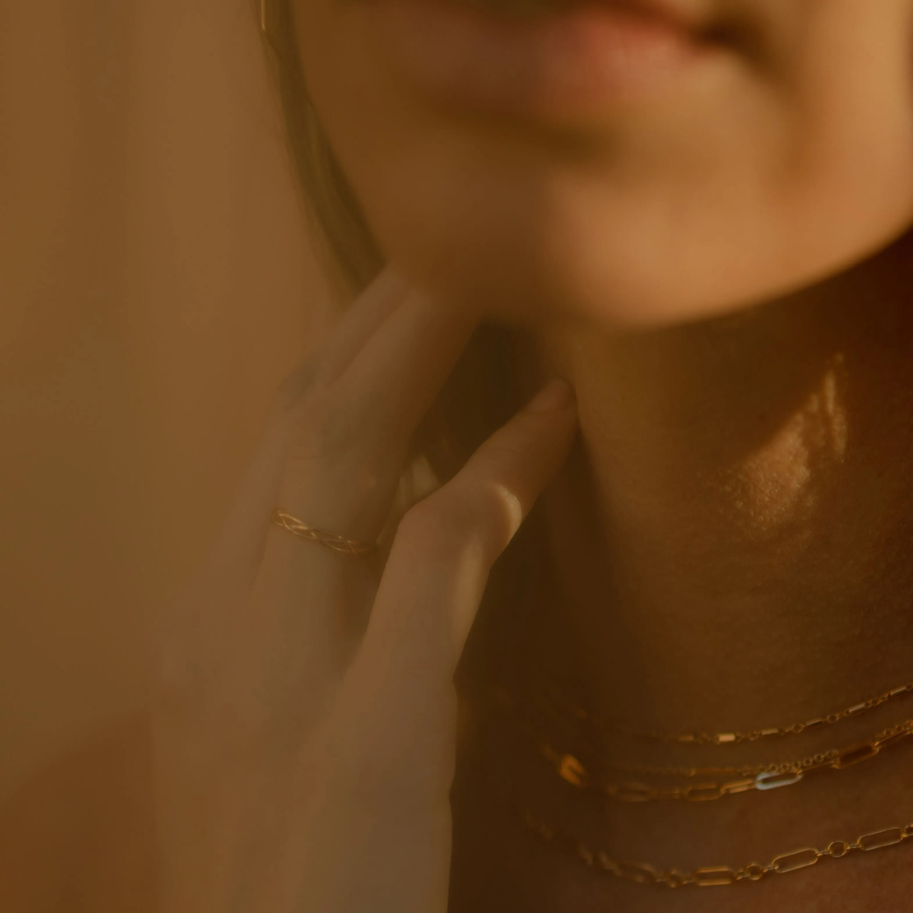 10k Solid Gold Twist Ring