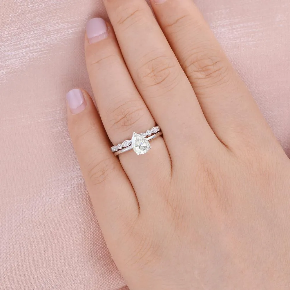 1.3ct Pear Shaped Moissanite Solitaire Ring Set 2pcs