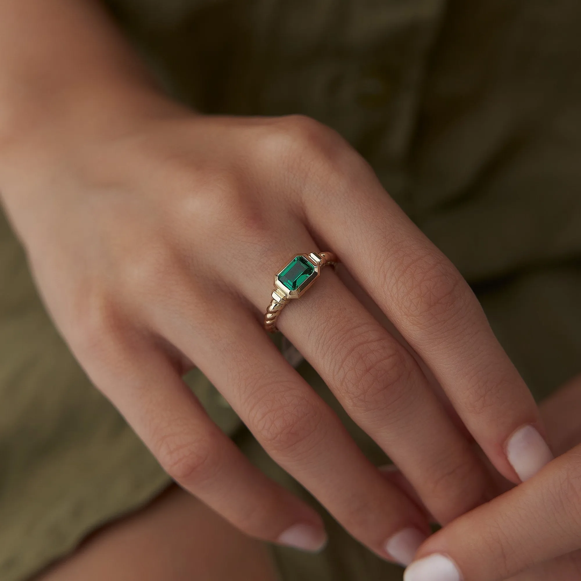 14k Gold Light Green Baguette Twist Ring