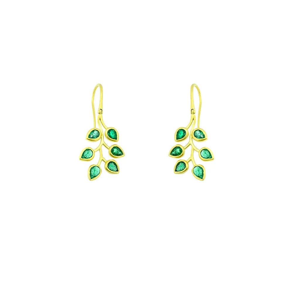 18 Karat Yellow Gold Leaf earrings with Emeralds