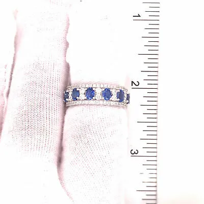 18K Diamond and Oval Sapphire Band White Gold