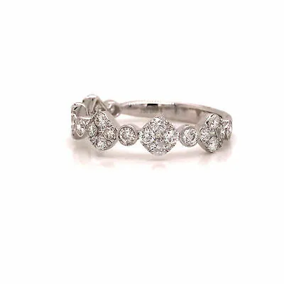 18K Diamond Cluster Band White Gold