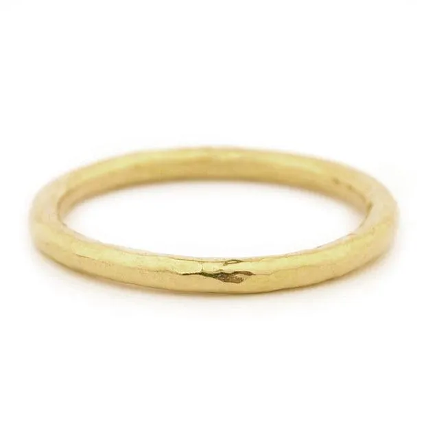 18K Gold Round Hammered Ring