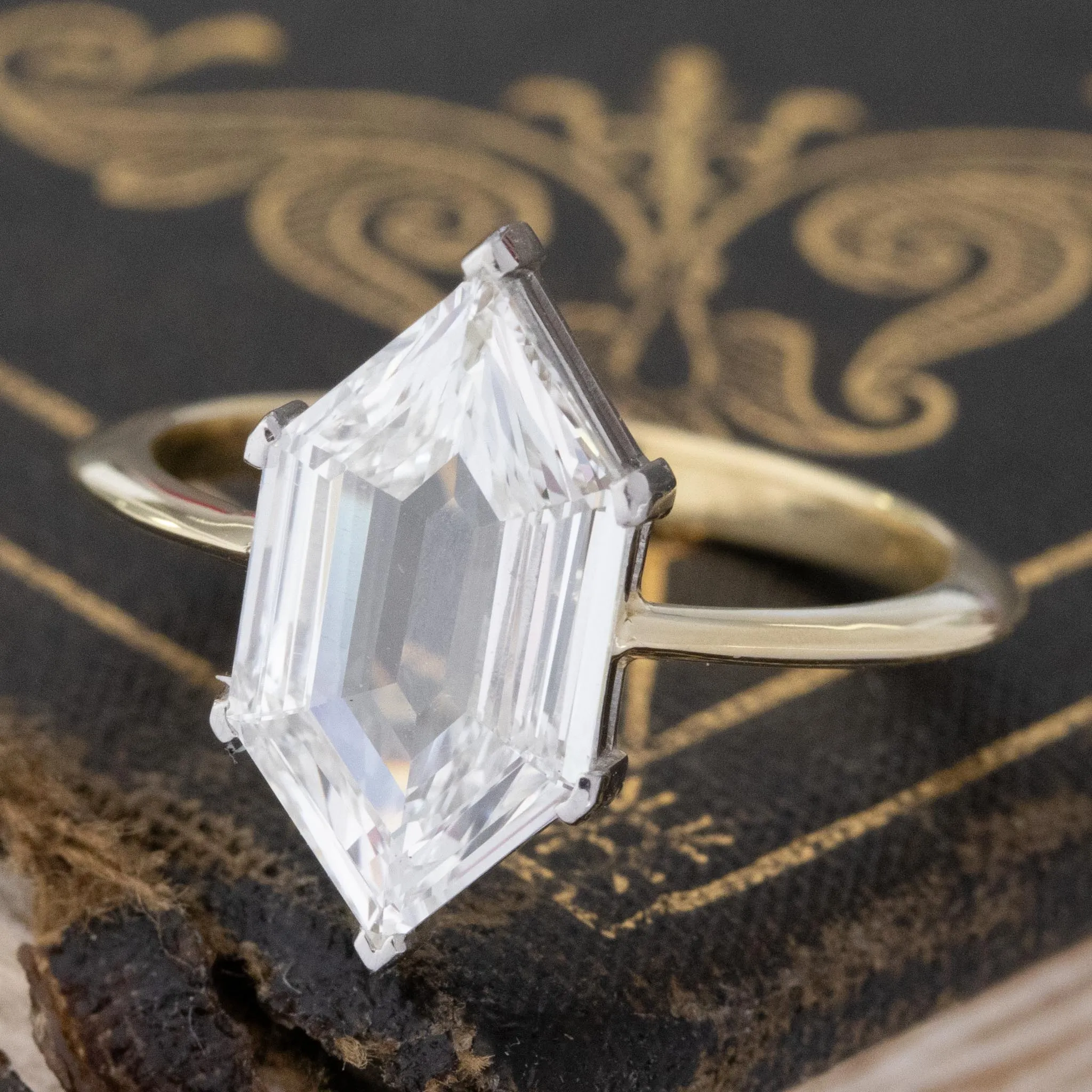 2.01ct Hexagonal Cut Diamond Solitaire, GIA H VS1