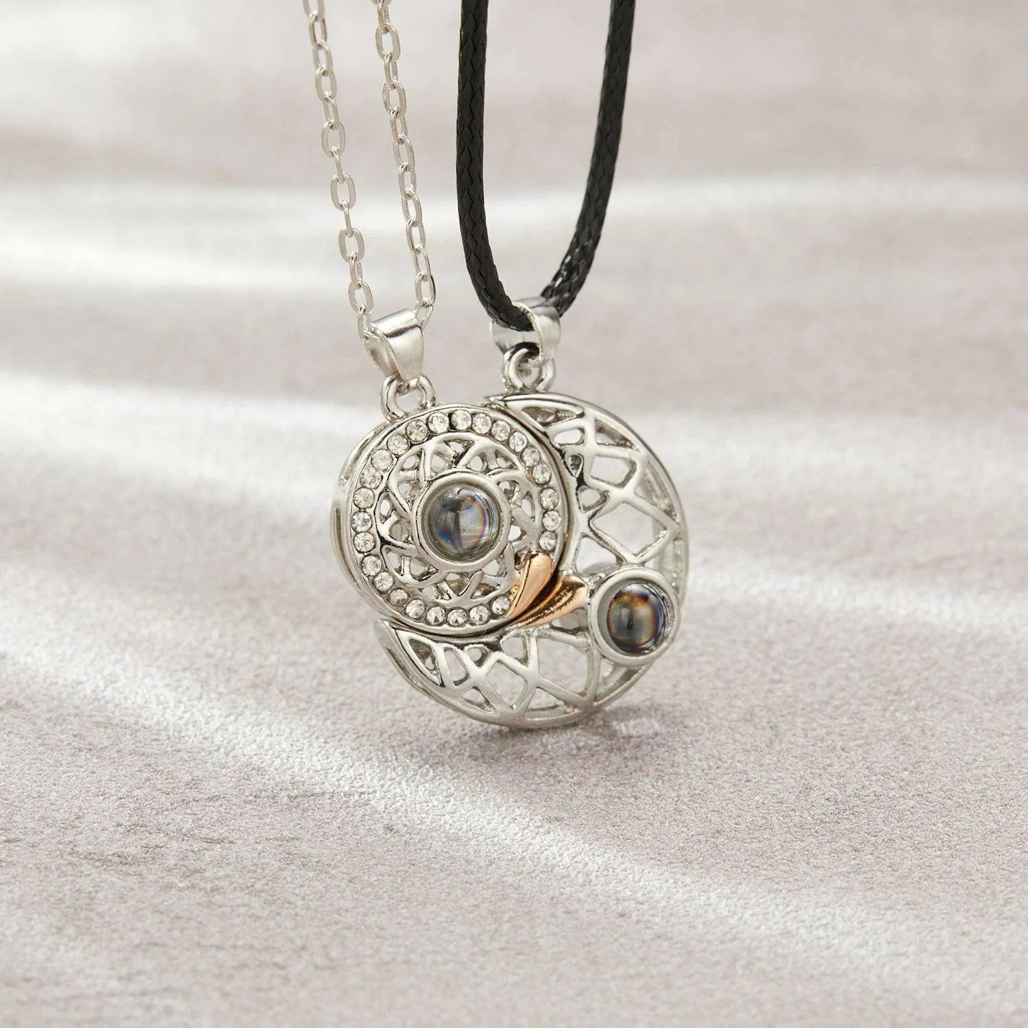 2Pcs Magnetic Necklace