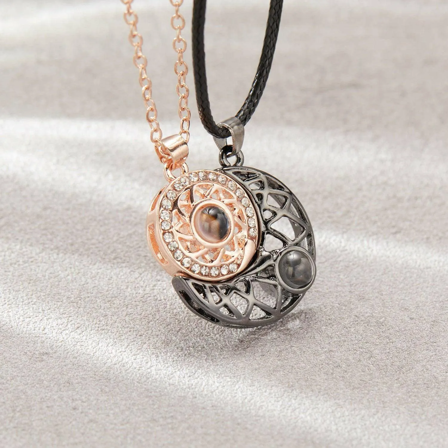 2Pcs Magnetic Necklace