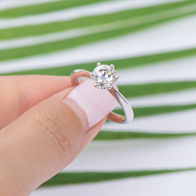 Ainuoshi Round Cut Moissanite Ring