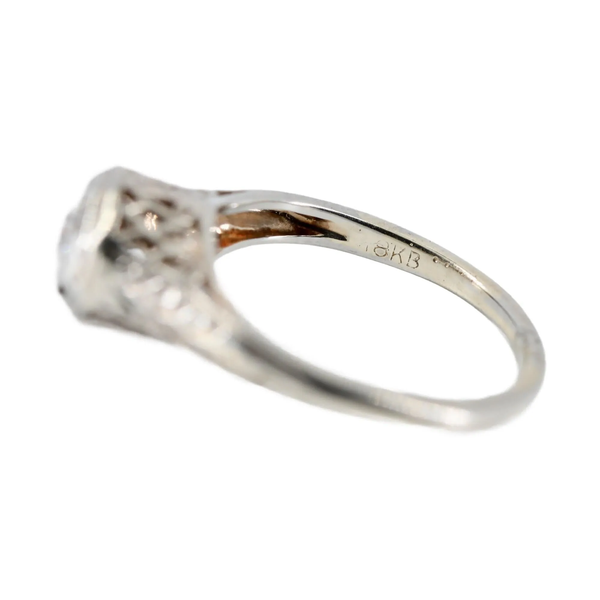 Art Deco 0.20 Carat Old European Cut Diamond Engagement Solitaire Ring in 18K Wh