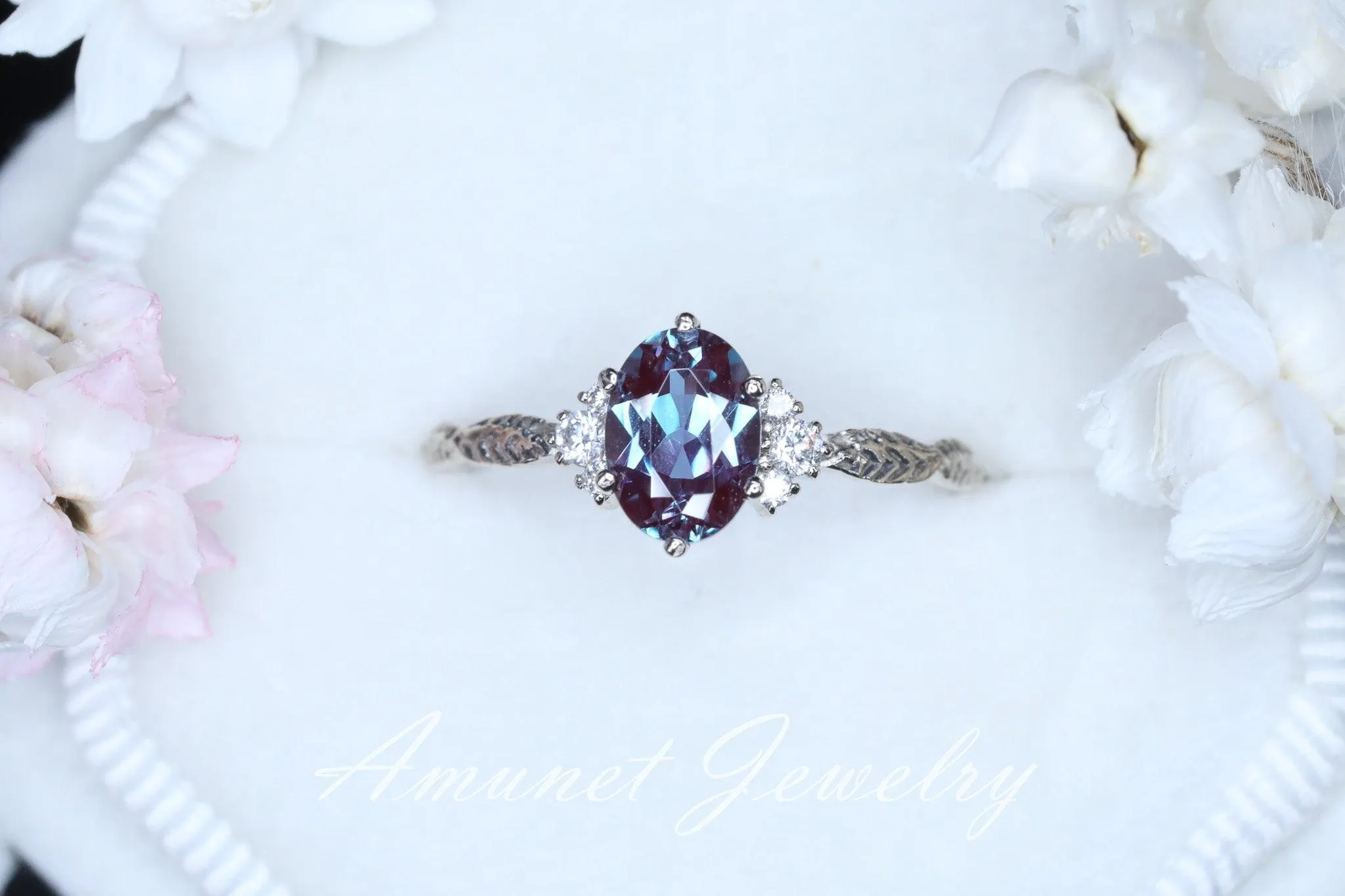 Chatham alexandrite ring, alexandrite cluster ring, Engagement ring Chatham Alexandrite, diamond ring, diamond engagement ring.