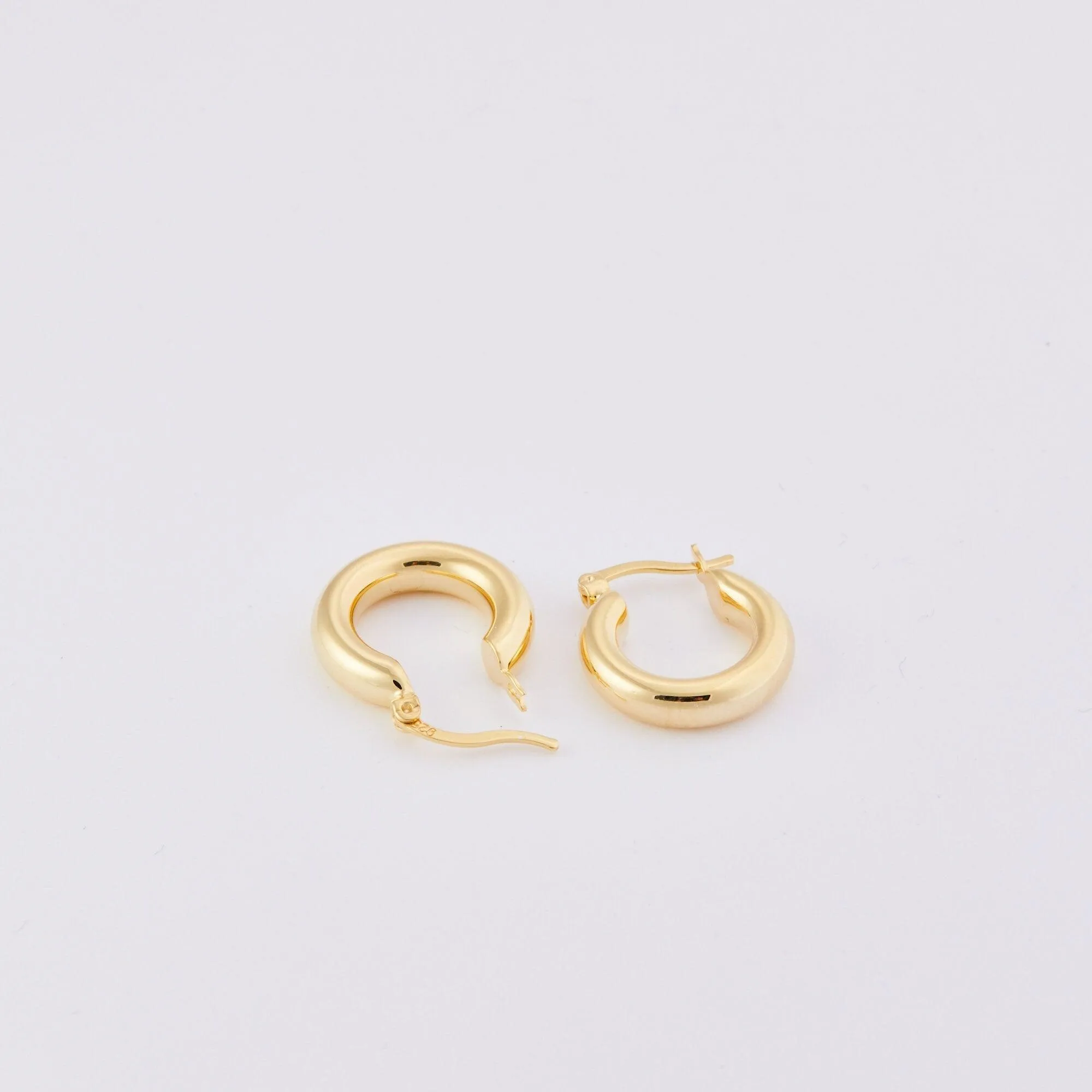 Chunky Hoop Earring - 18K Gold Vermeil