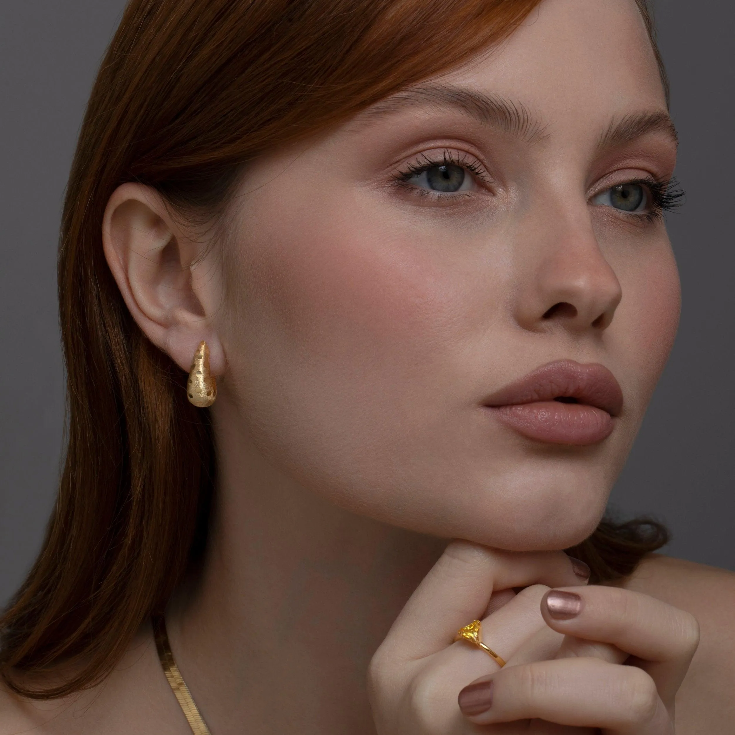 Chunky Hoop Earring - 18K Gold Vermeil