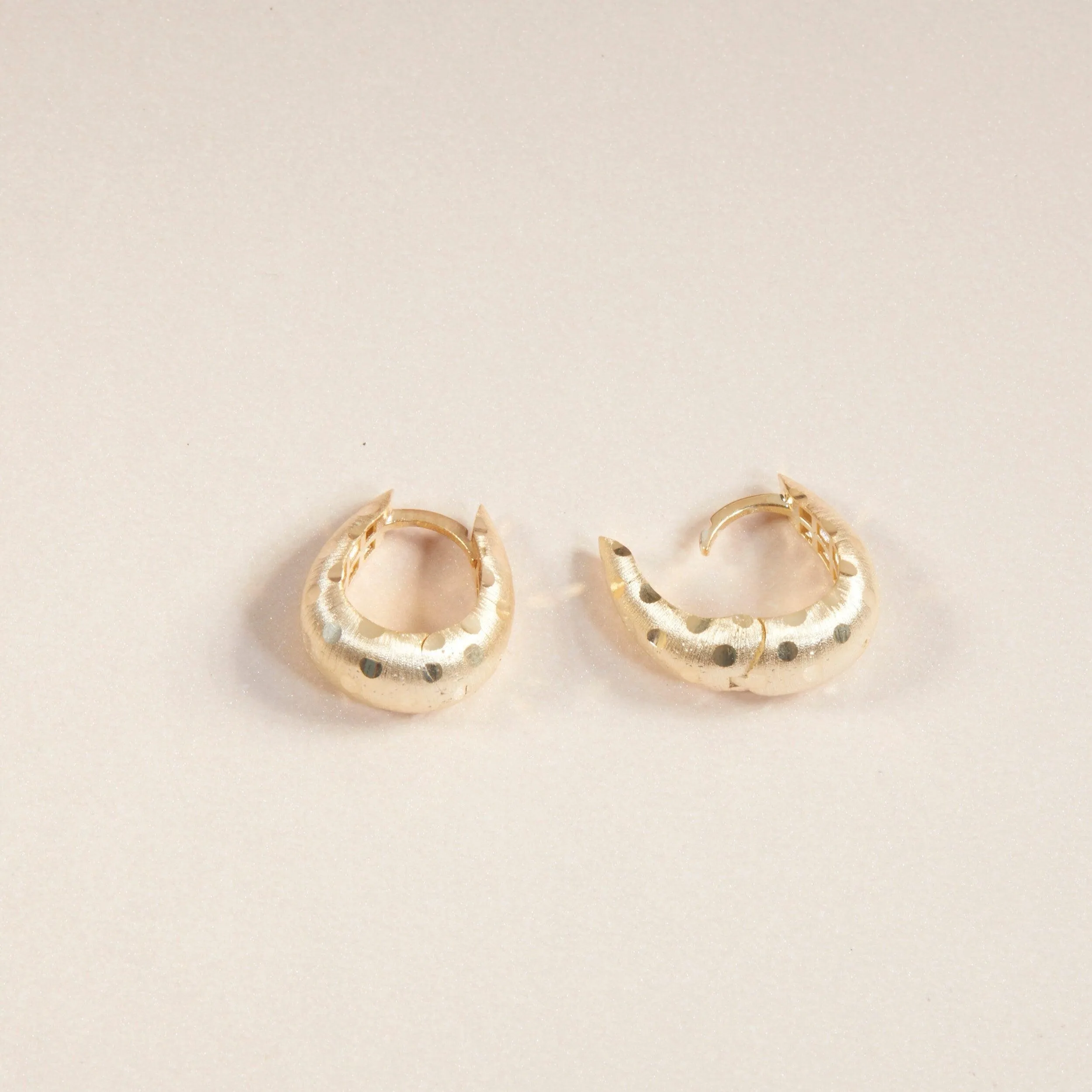 Chunky Hoop Earring - 18K Gold Vermeil
