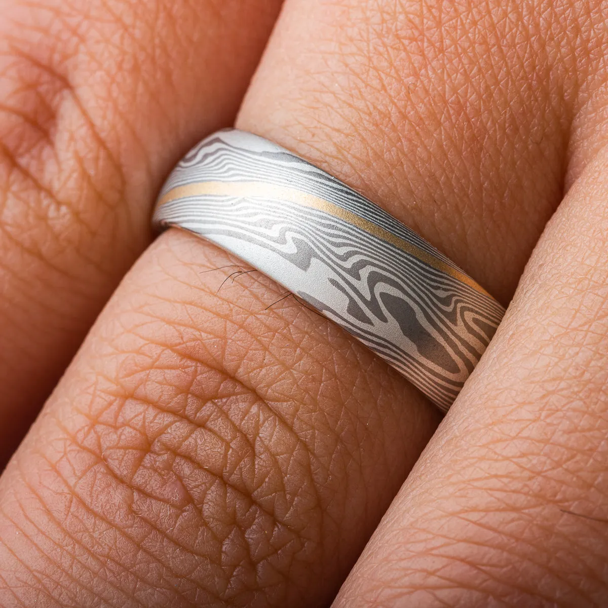 Classic Mokume Gane Ring or Wedding Ring in Twist Pattern and Ash Palette with Yellow Gold Stratum