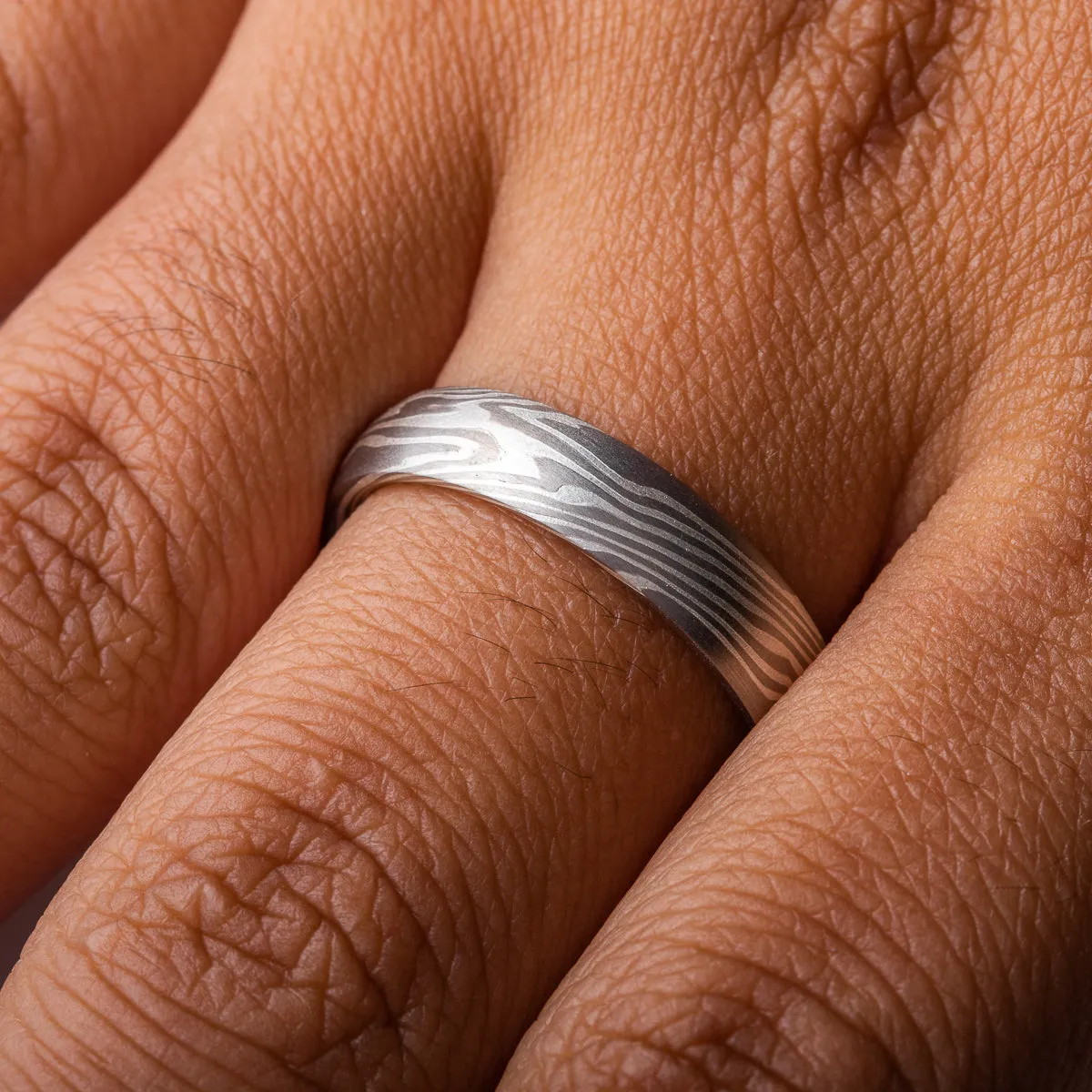 Classic Mokume Wedding Band in Smoke