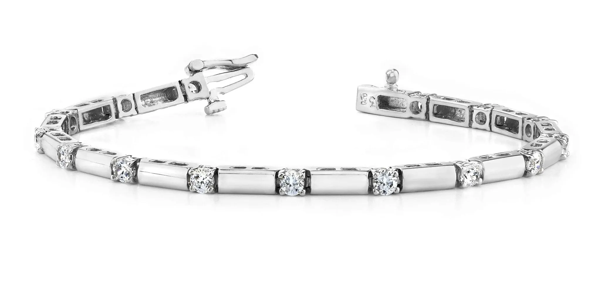 Clean Design Diamond And Bar Lab-Grown Diamond Bracelet with 5.00 ct.(finished) 5.0mm