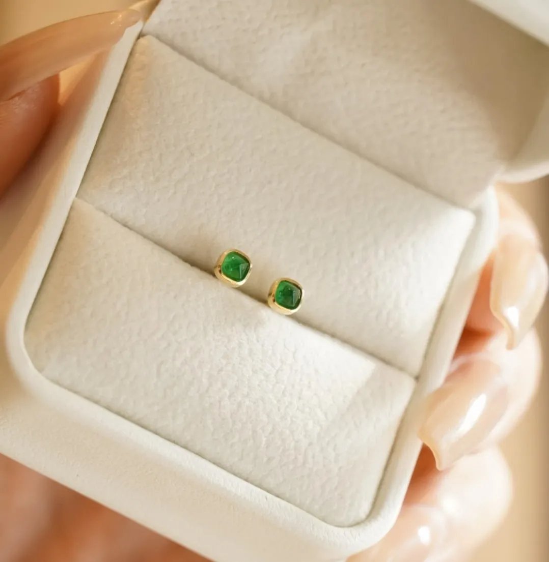 COLORED GEMS FOUR-CLAW EARRINGS
