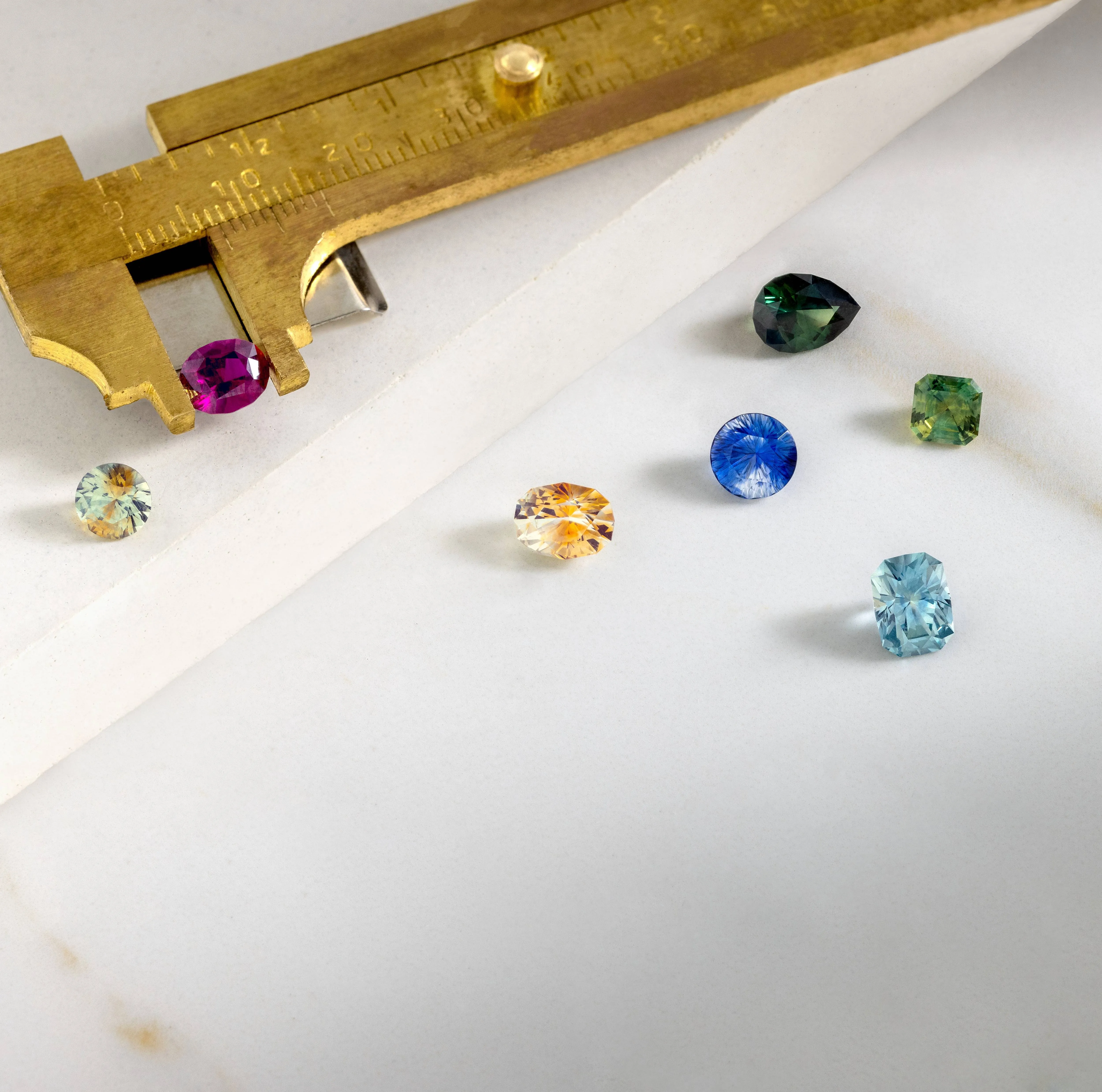 Cyber Monday Flash Sale - Design 15 - Toi et Moi Gemstone et Le Reste Necklace