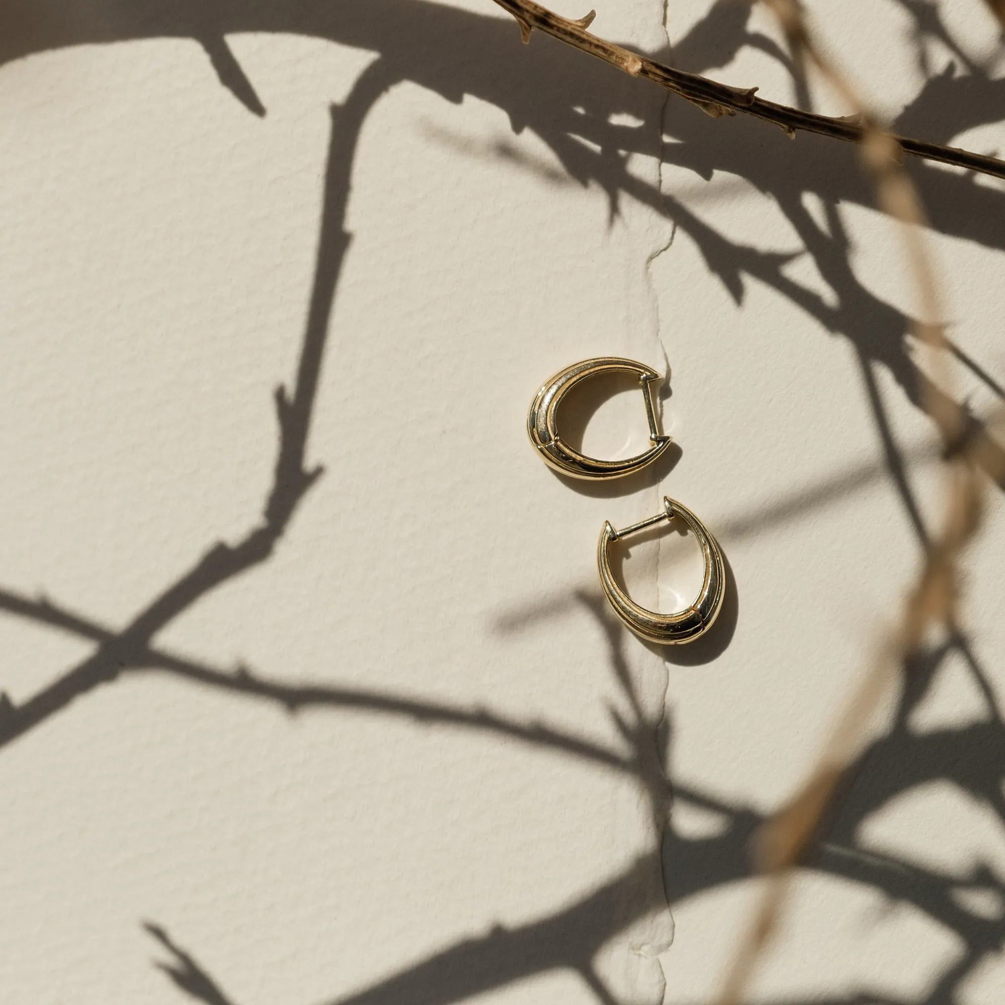 Demi Column Hoop Earrings
