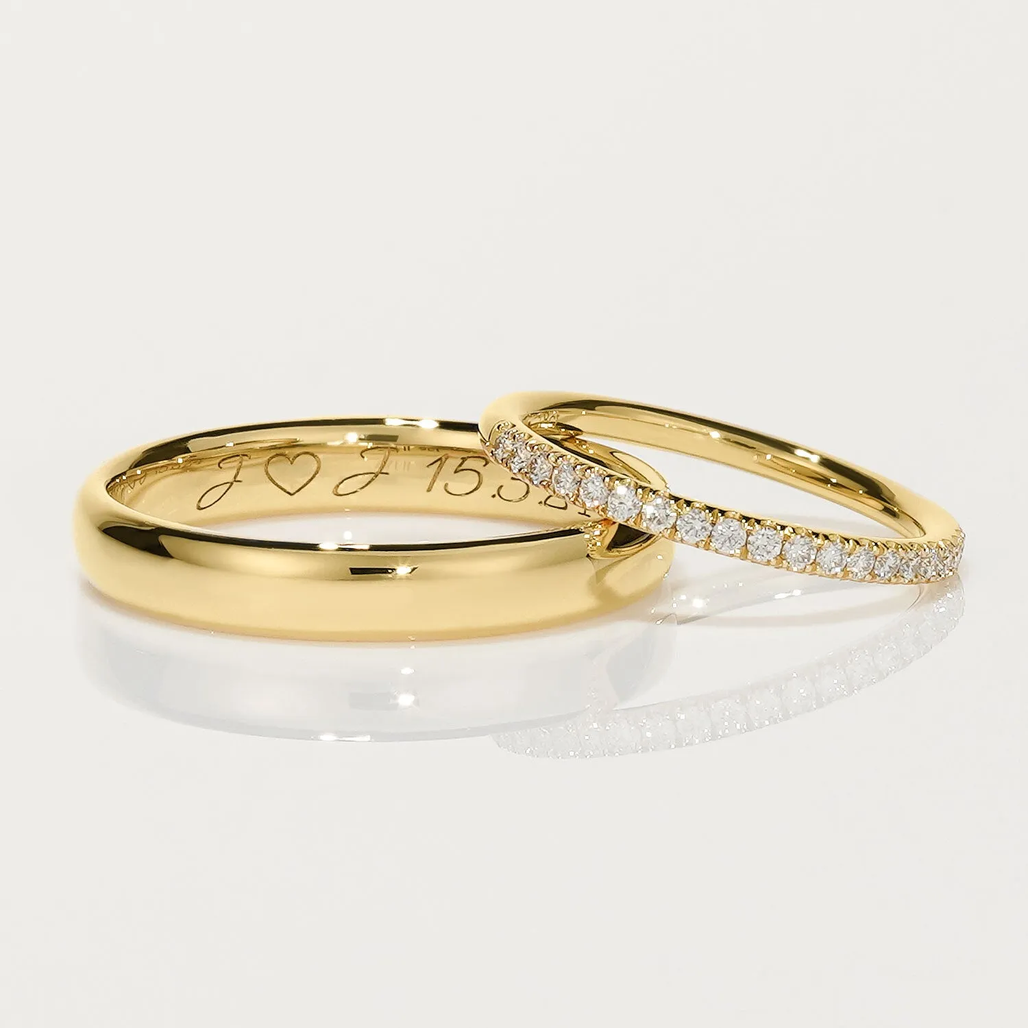 DESTINY | Delicate "V" Split Diamond Ring in Yellow Gold (0.19ct tw.)