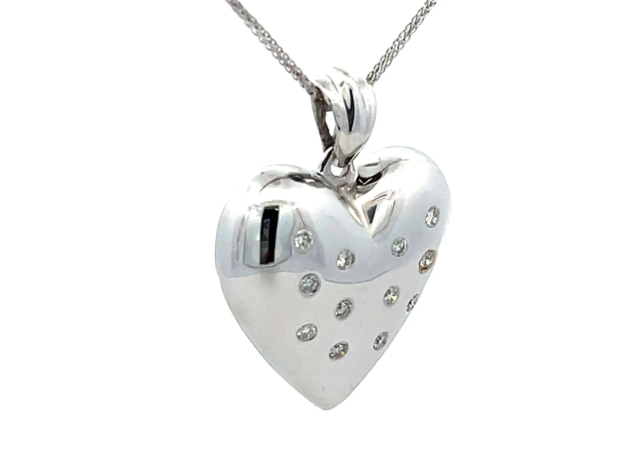 Diamond Heart Necklace in 14k White Gold