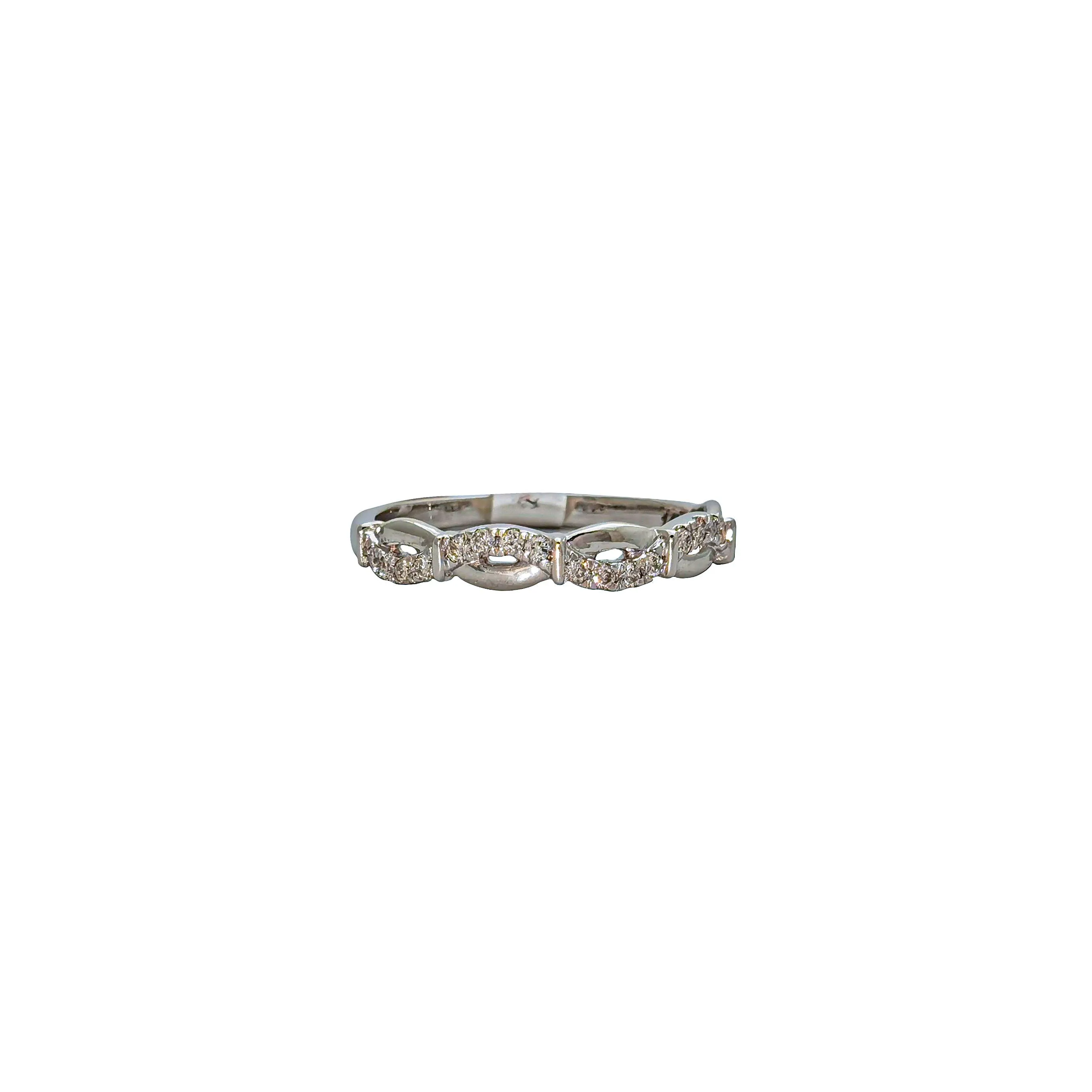 Diamond Vine Twist Band