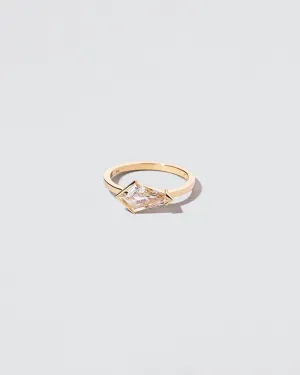 Dione Ring