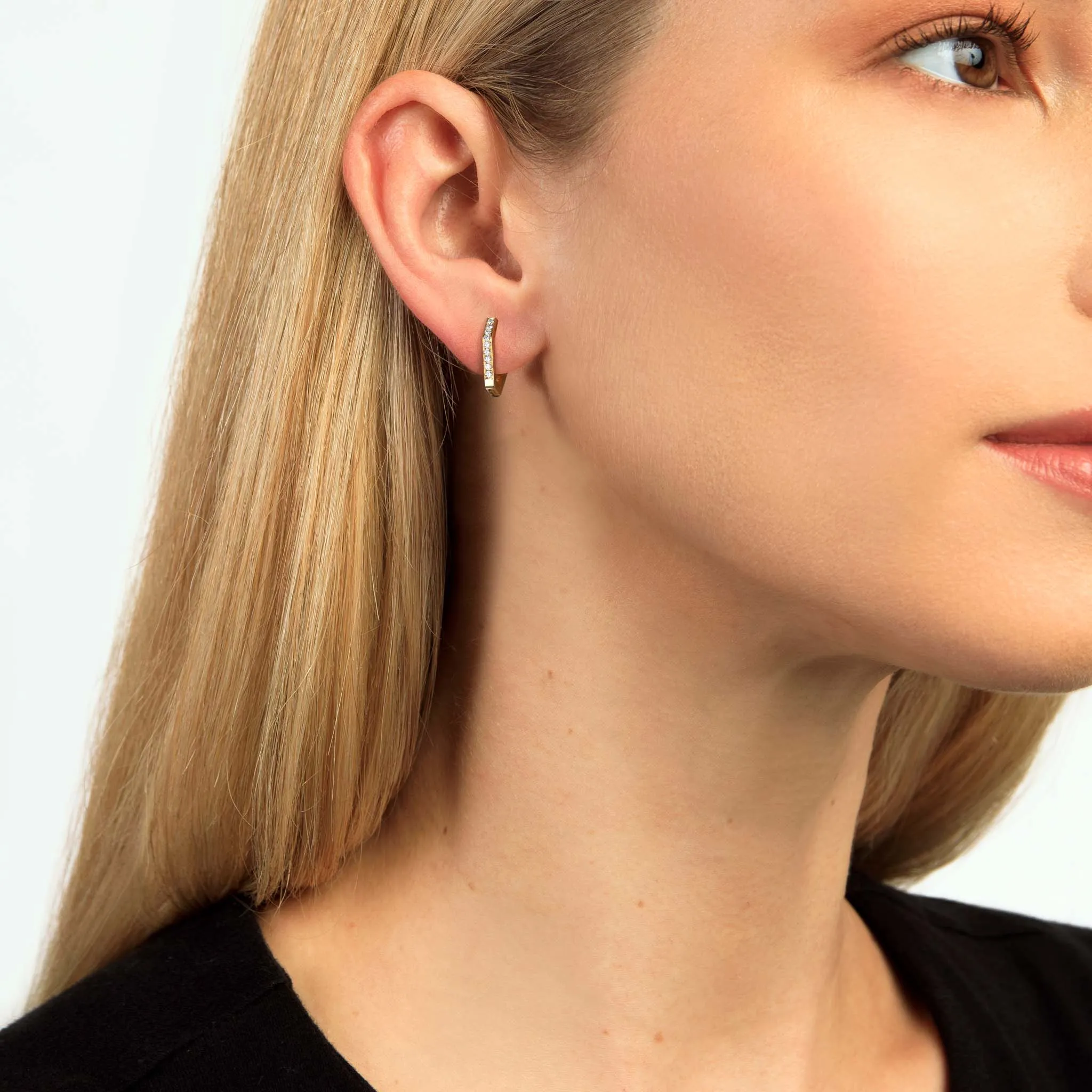 DNA Diamond  Huggie Single Earring