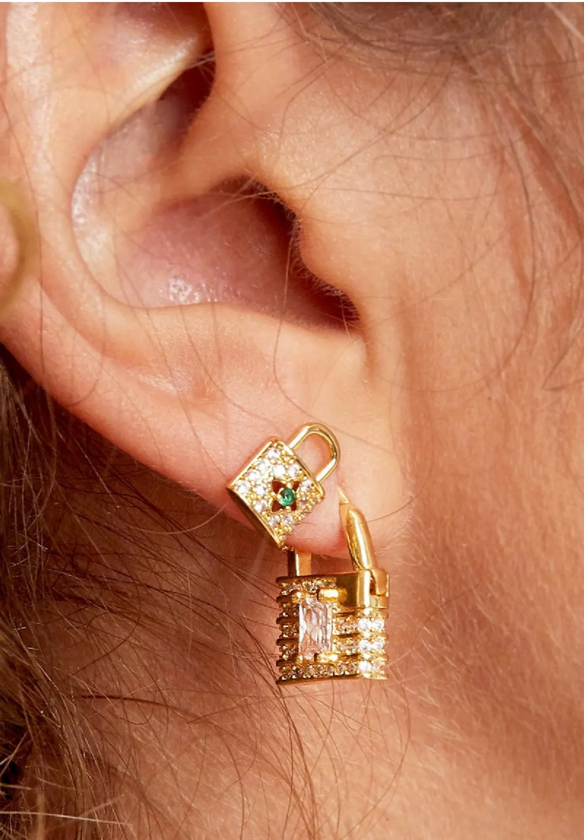 Emerald Eye Single Stud Earring