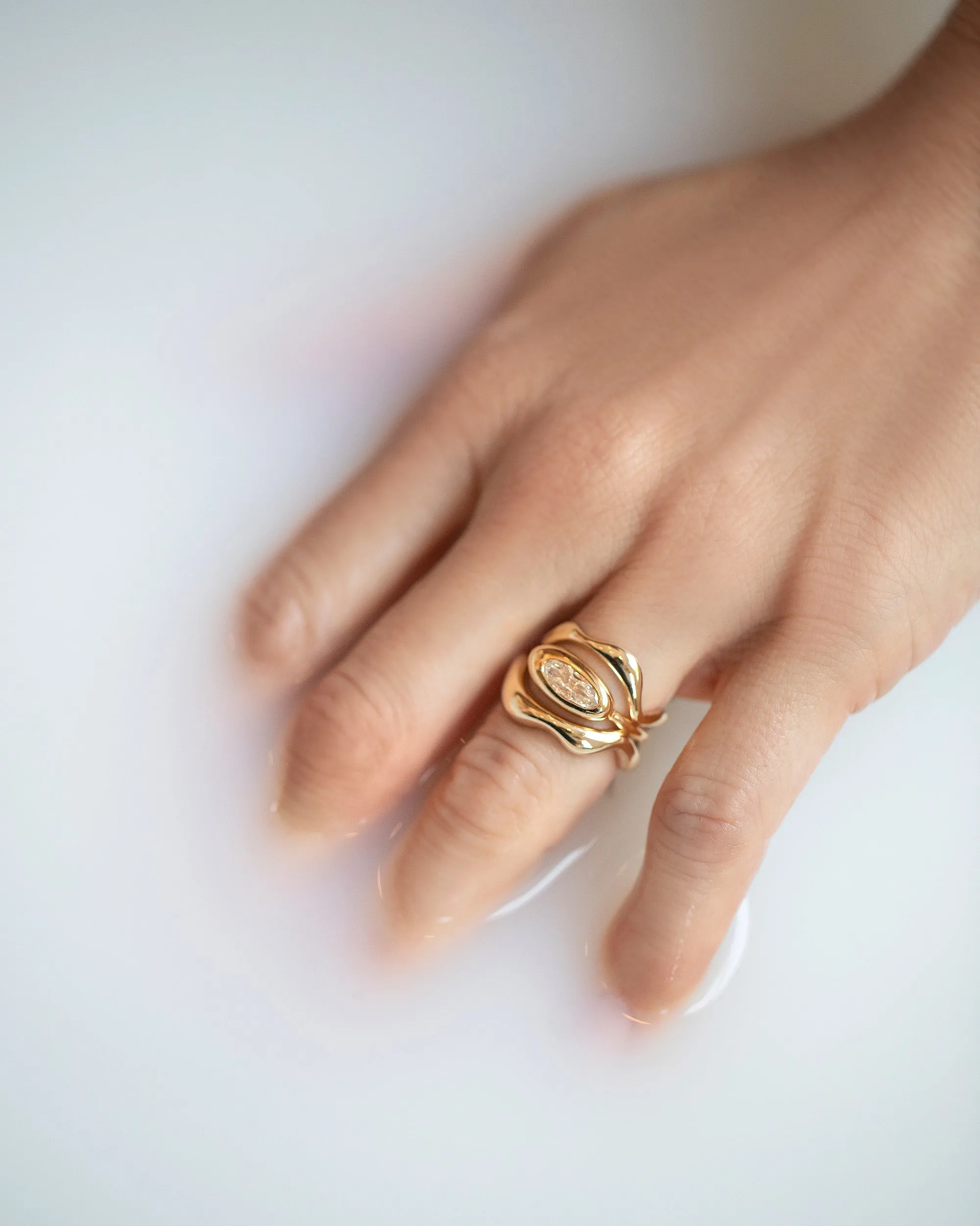 Equalize Ring - Moval White Diamond