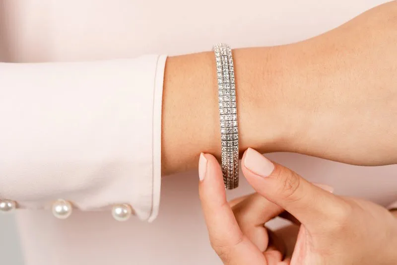 Exquisite Classic Diamond Bracelet with 9.82 ct.(finished) 2.0mm, 2.5mm