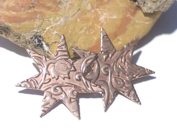 Fireworks in Textured Pattern Metal 31mm Cutout