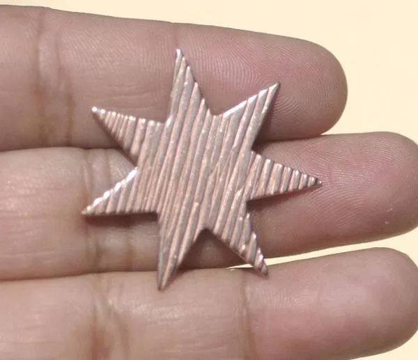 Fireworks in Textured Pattern Metal 31mm Cutout