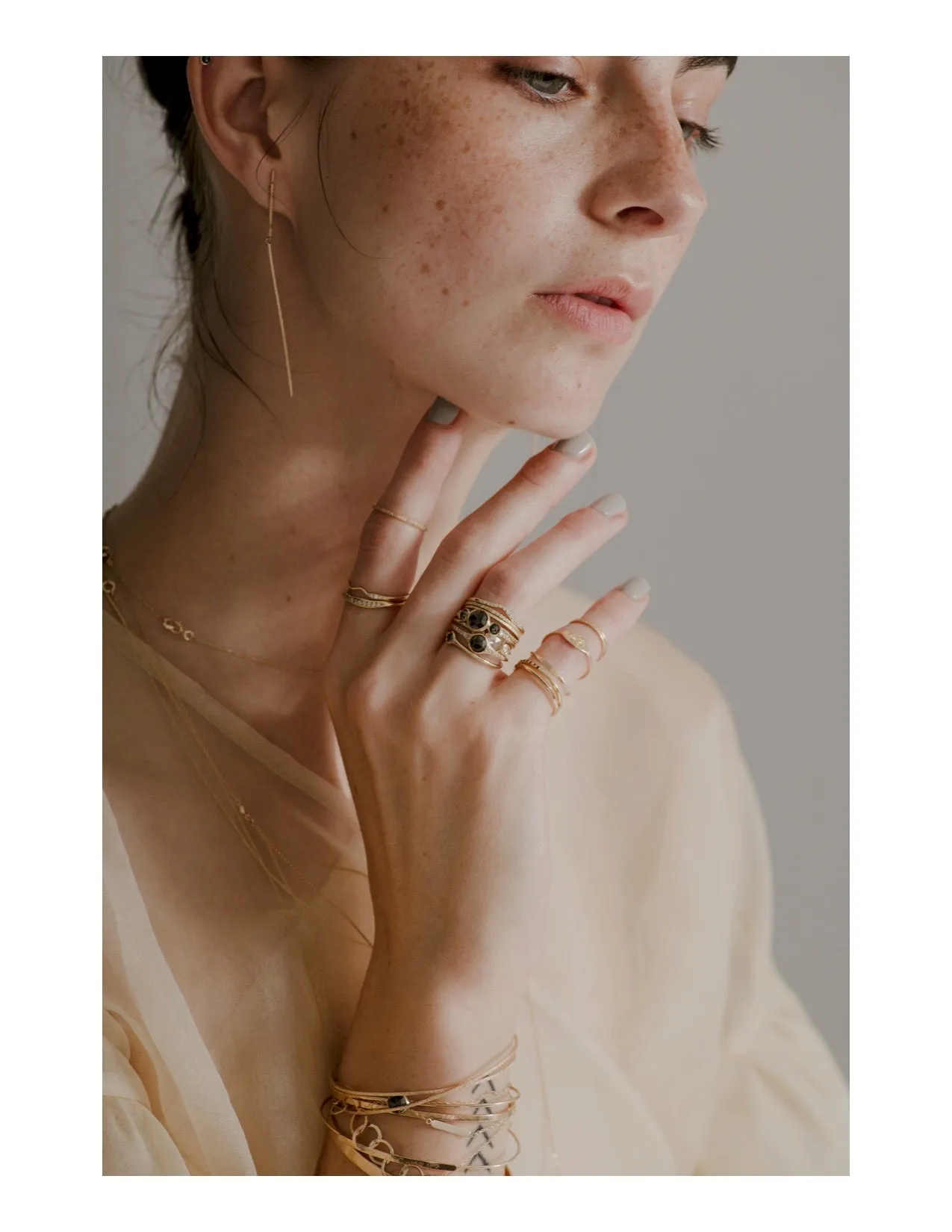 Florence solitaire with gray diamond