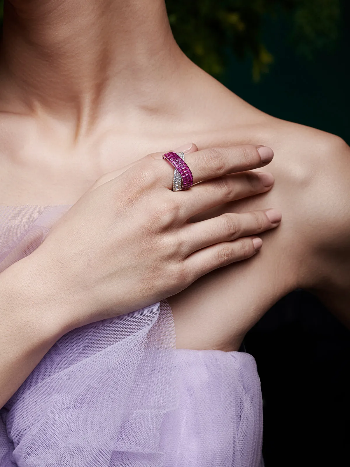 Foliage Twist Cocktail Ring