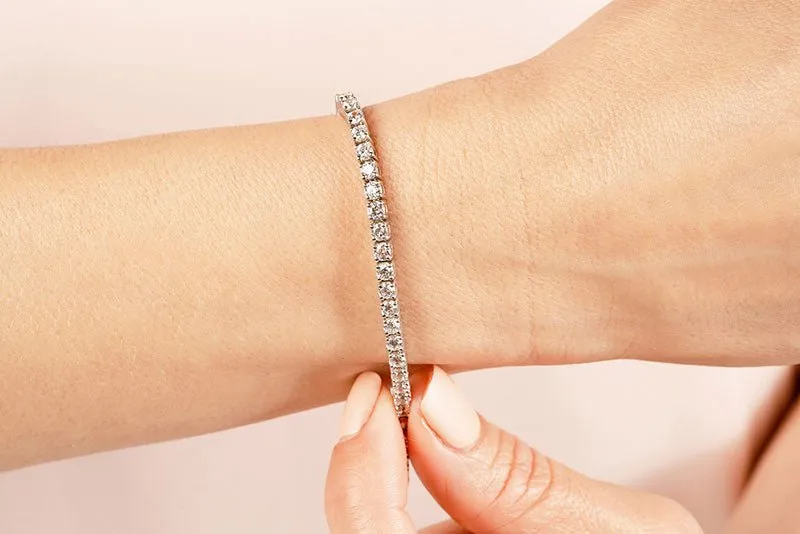 Four Prong Classic Lab-Grown Diamond Tennis Bracelet with 7.96 ct.(finished) 3.7mm