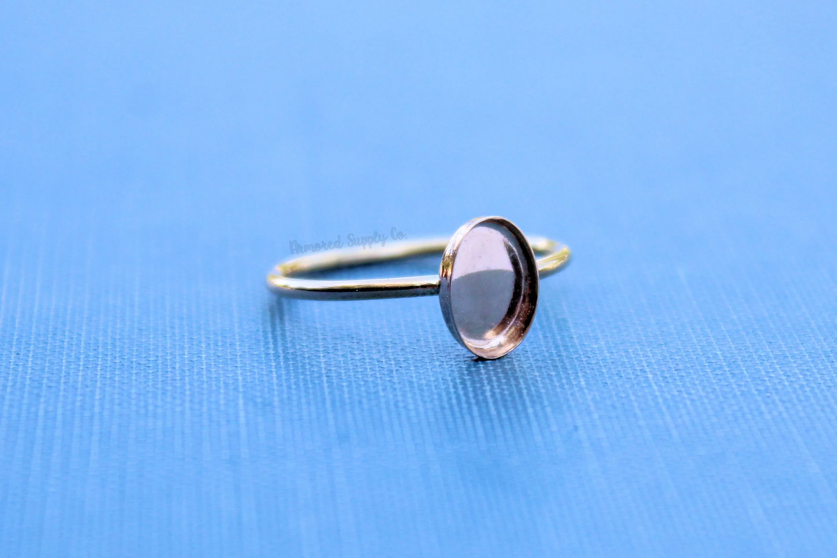 Gold Filled Oval 8x6 Bezel Cup Ring blank