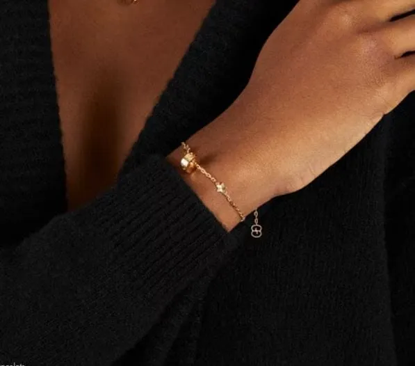 Gucci 18K Yellow Gold Star Icon Bracelet