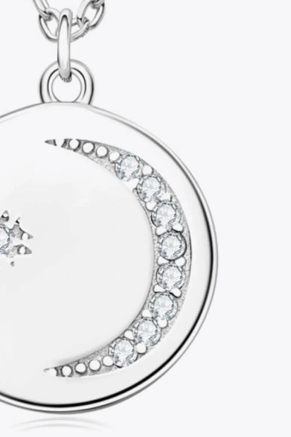 Hazel Blues® | Moissanite Round Pendant Necklace