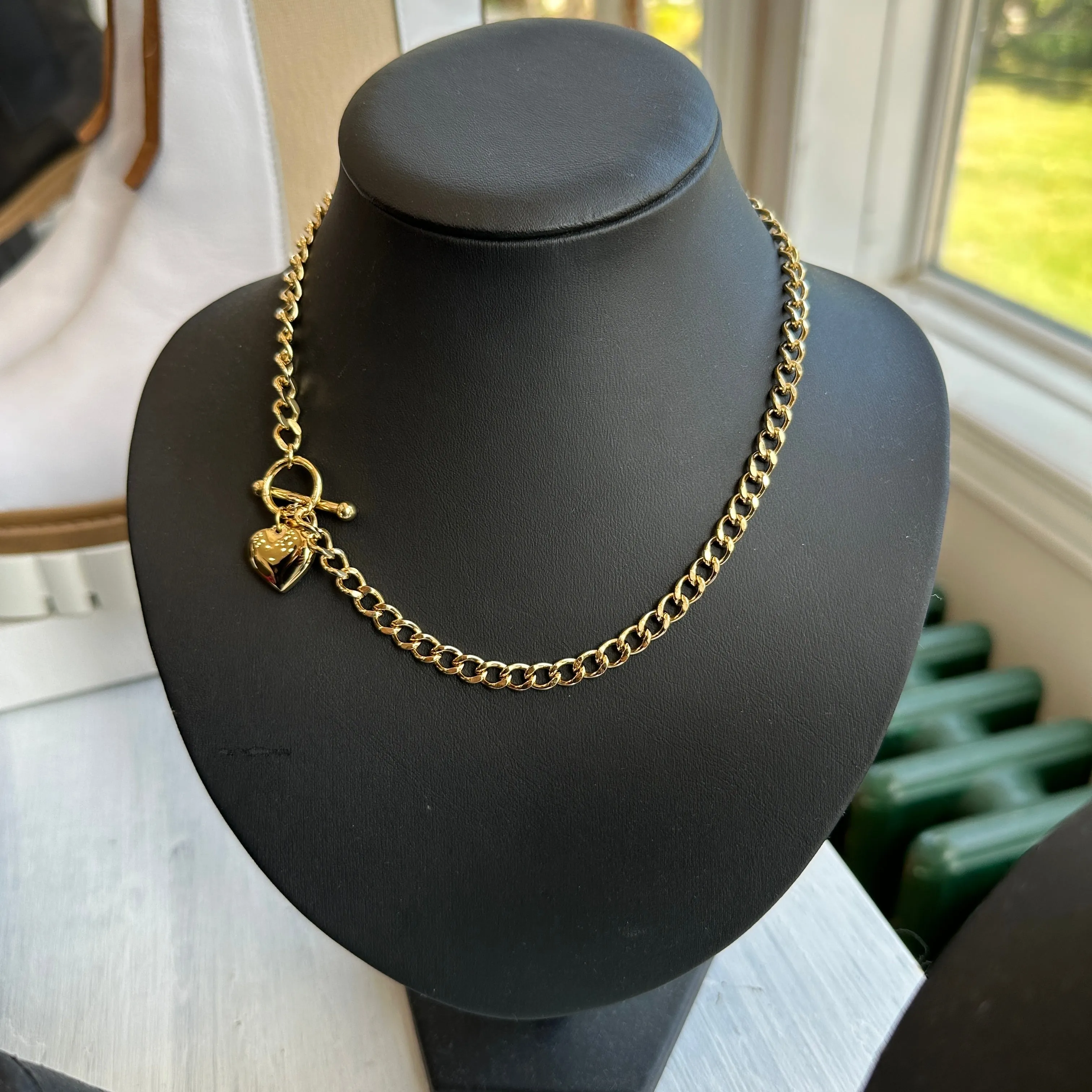 Heart locket necklace