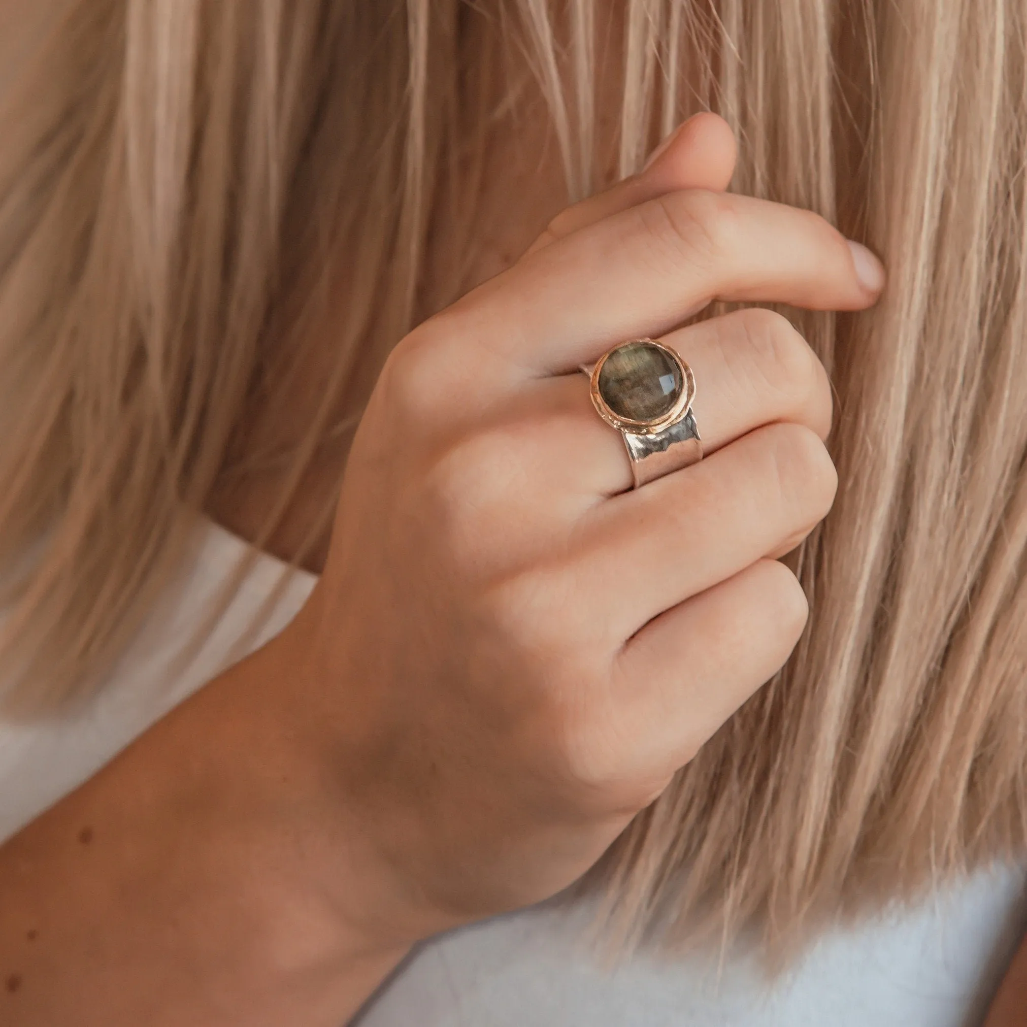 Labradorite Mixed Metal Ring 5.8 Carat Natural Green Labradorite Gemstone Two Tone Solid 9k Yellow Gold & 925 Sterling Silver Solitaire Ring