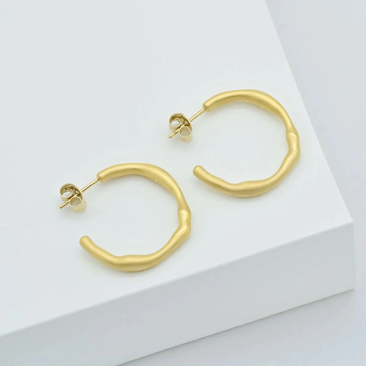 LINDA TAHIJA Ivy Large Hoop Earrings - Gold Plated