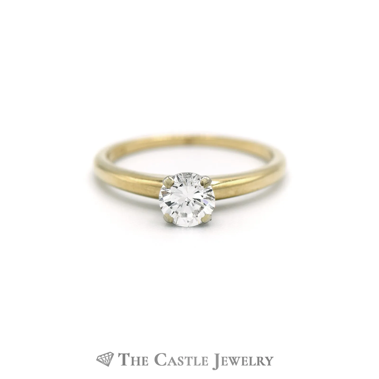 Lovely Round Brilliant Cut Diamond Solitaire Engagement Ring in 14K Yellow Gold