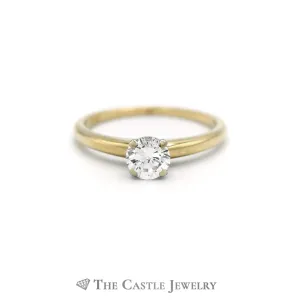 Lovely Round Brilliant Cut Diamond Solitaire Engagement Ring in 14K Yellow Gold