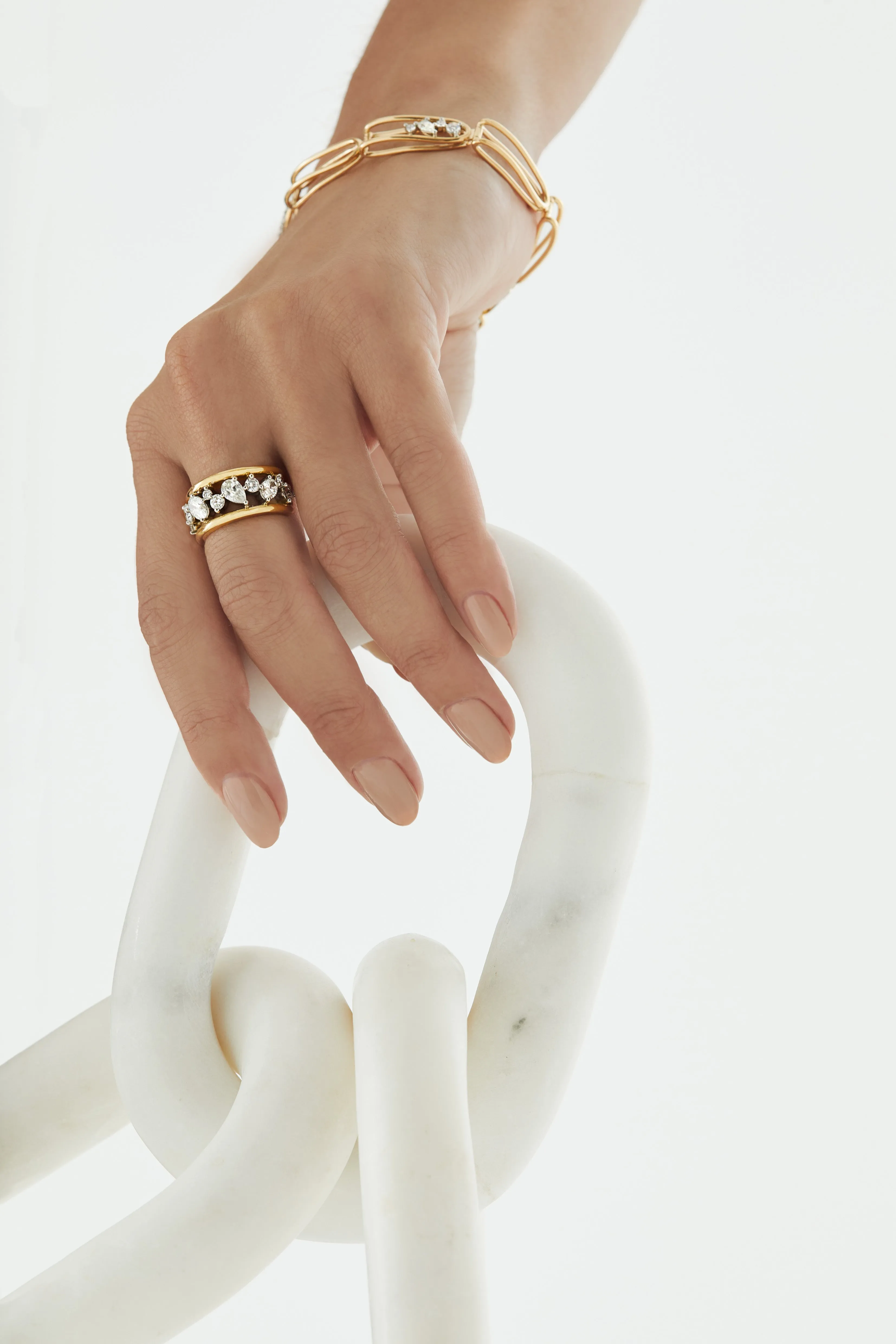 Mara Large Link Ring