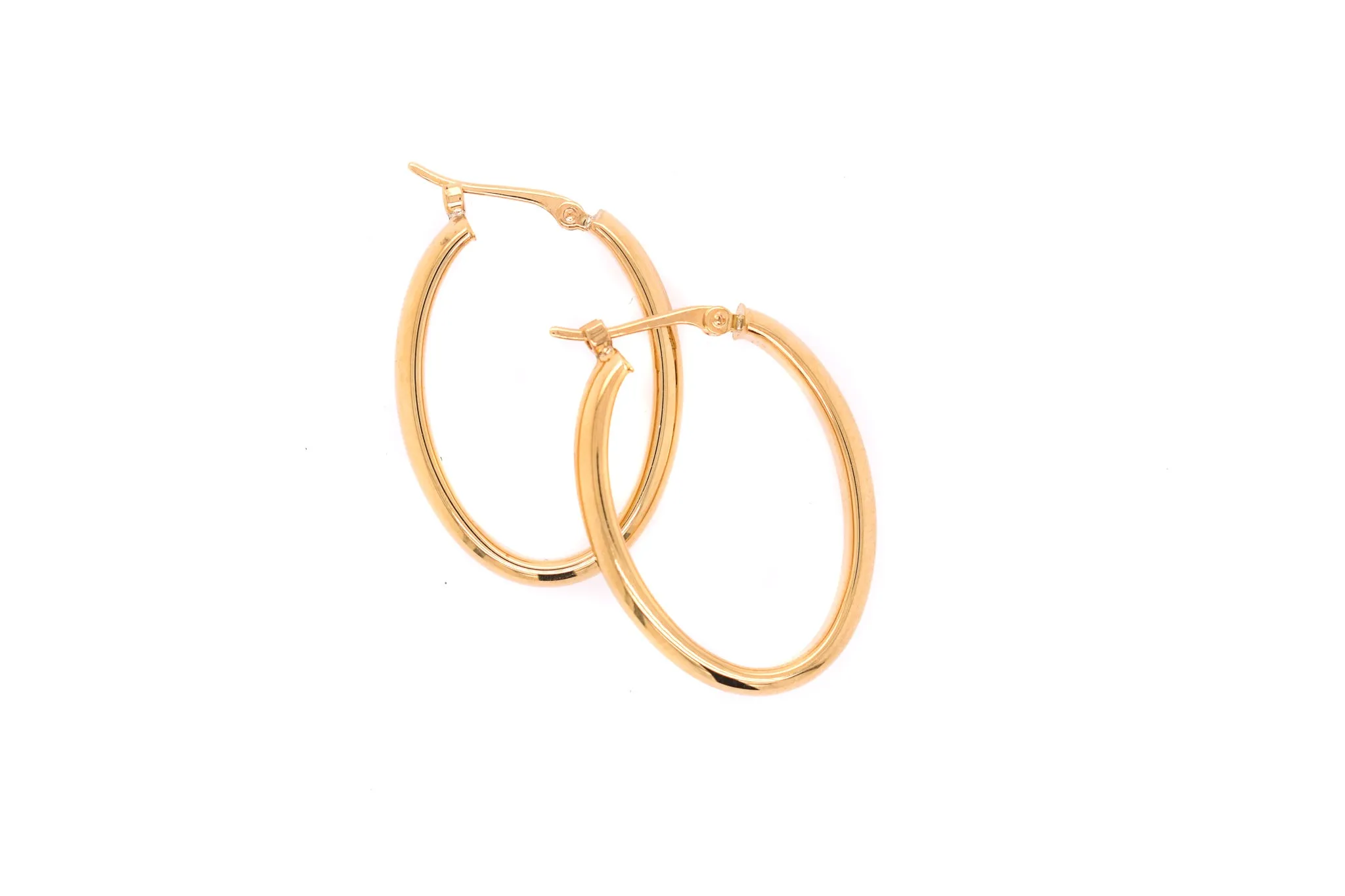 Medium Classic Oval Yellow Gold Hoop Earrings