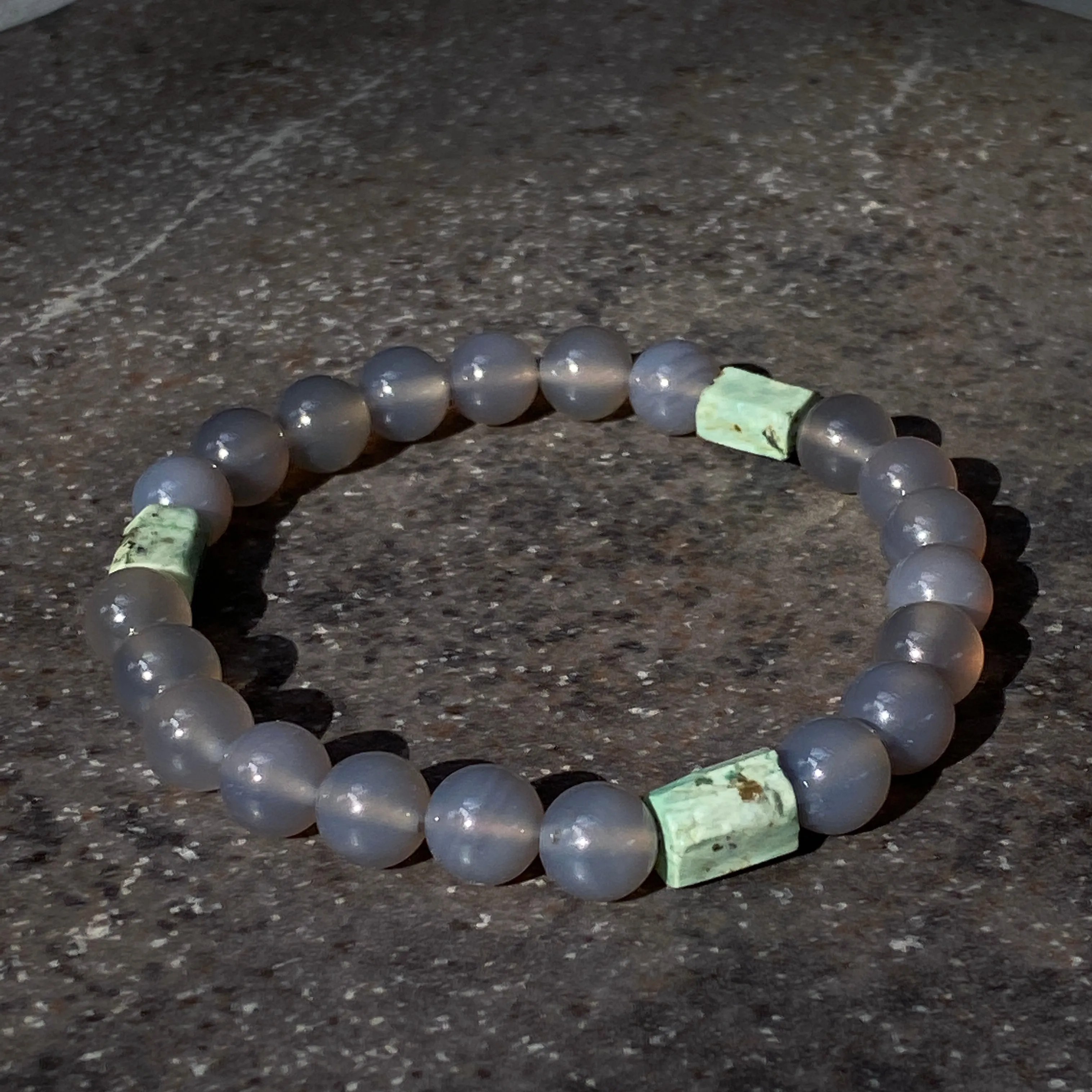 Men’s Gray Agate & African Turquoise Gemstone stretch Bracelet