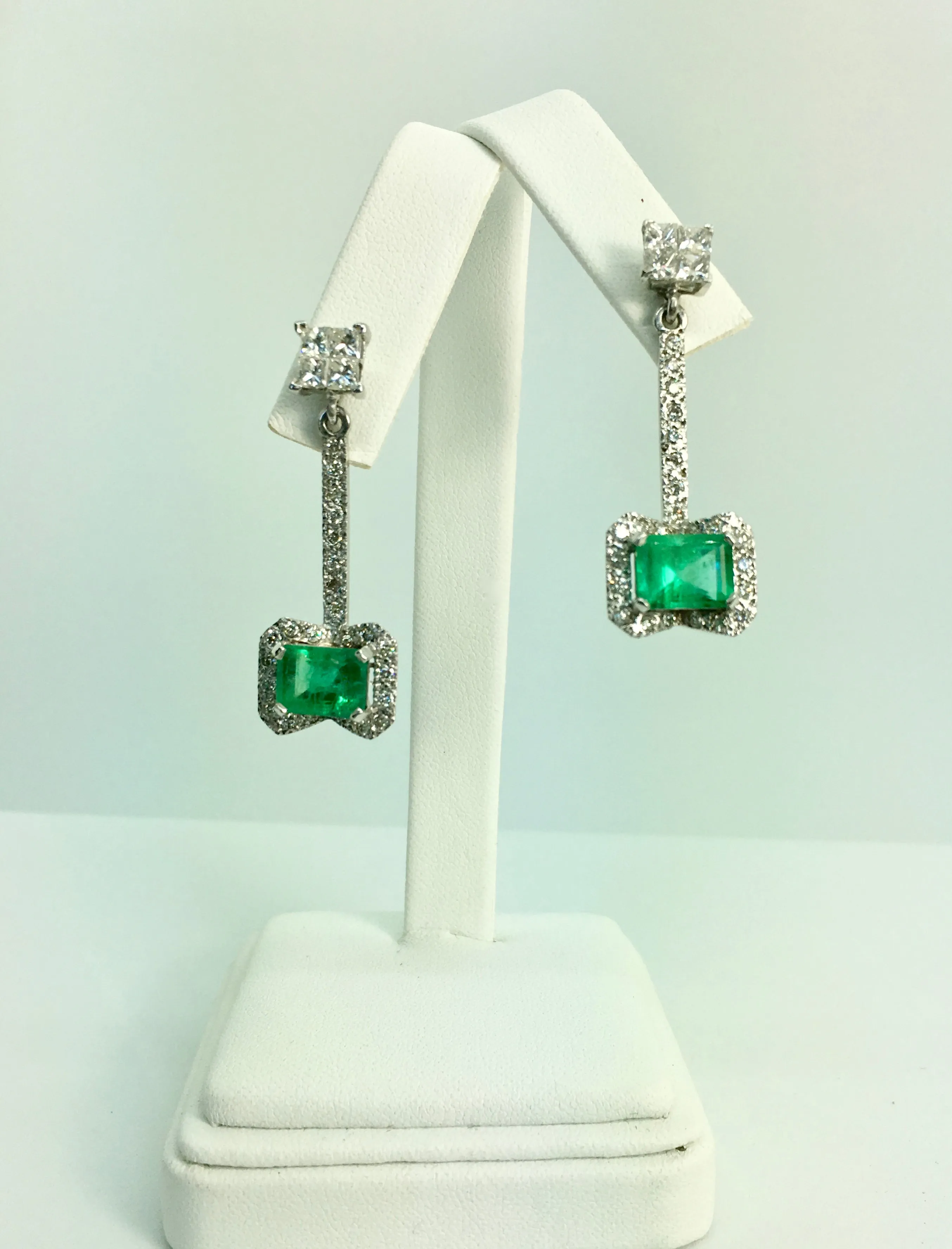 Midcentury Style Emerald and Diamond Drop Earrings 18K