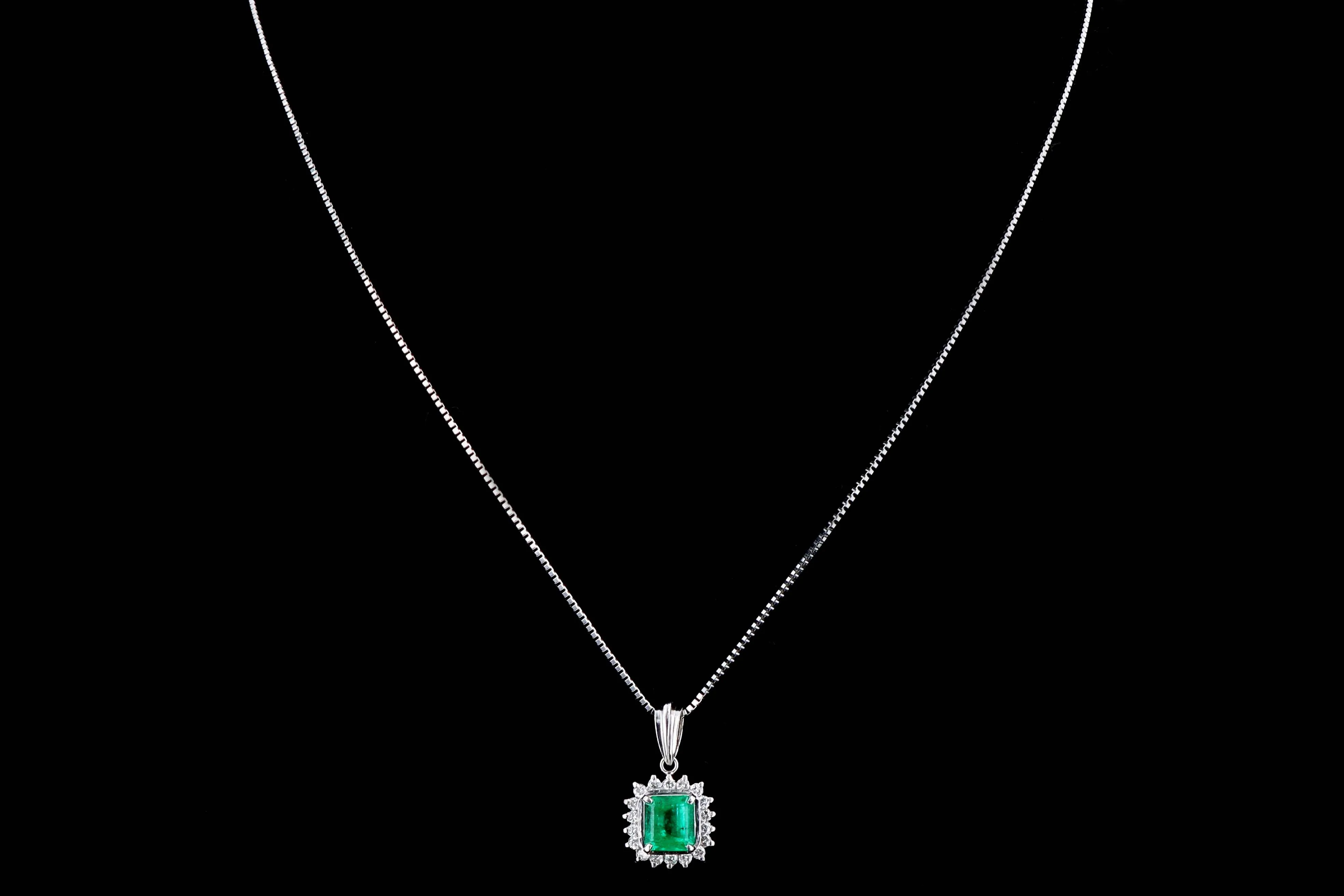 Modern Platinum .95 Carat Emerald & Diamond Pendant Necklace
