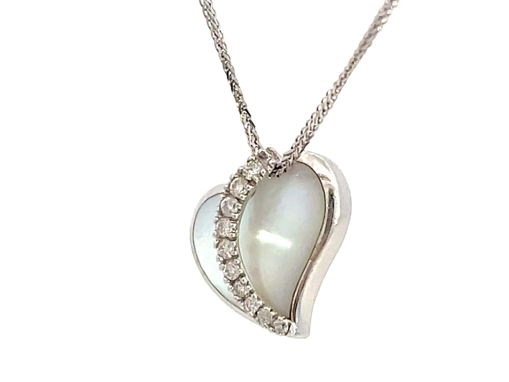 Na Hoku Diamond Heart Necklace in 14k White Gold